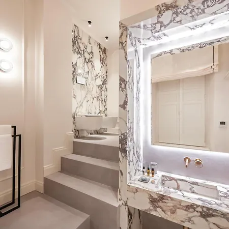 לינה וארוחת בוקר Palazzo Dogali Collection 4*