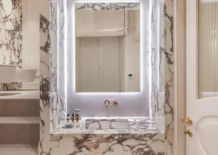 Palazzo Dogali Collection 4* Трани